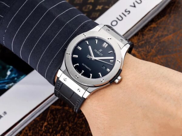 HUBLOT - Image 4
