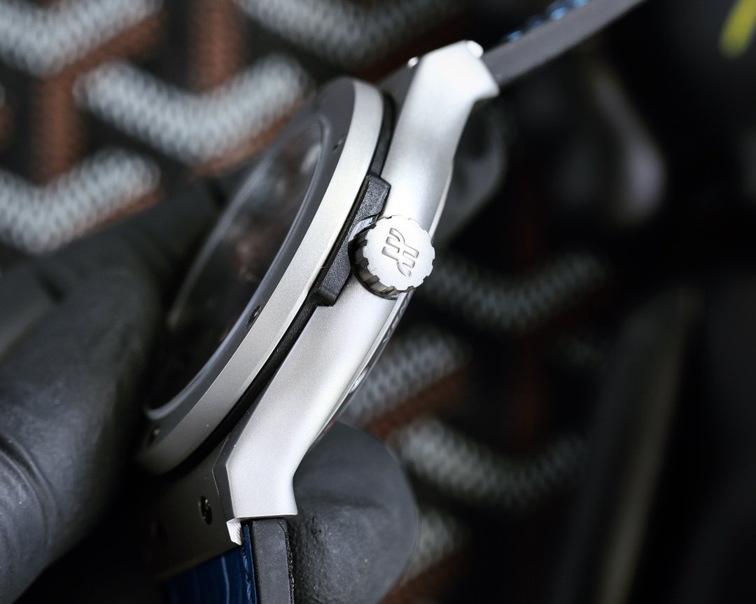 HUBLOT - Image 4