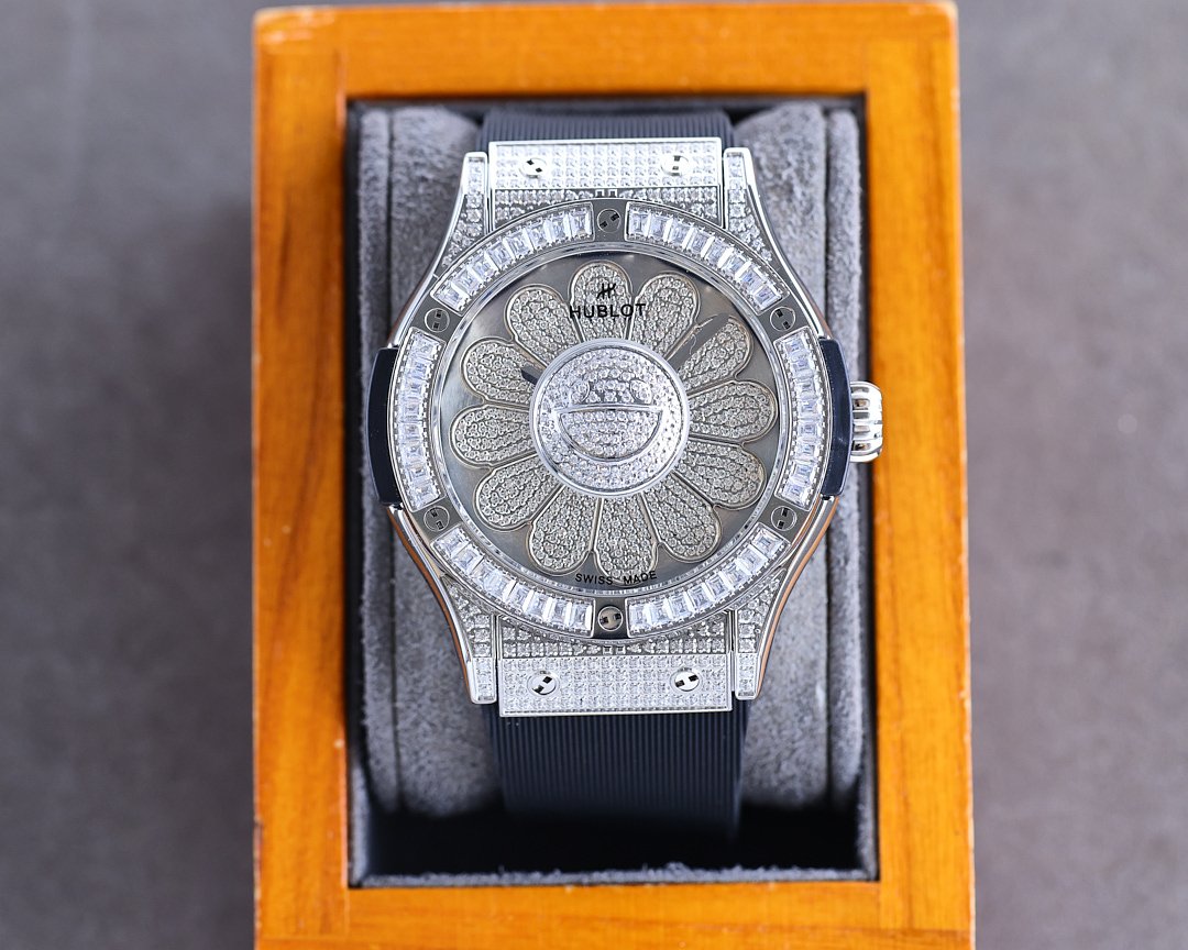 HUBLOT - Image 4