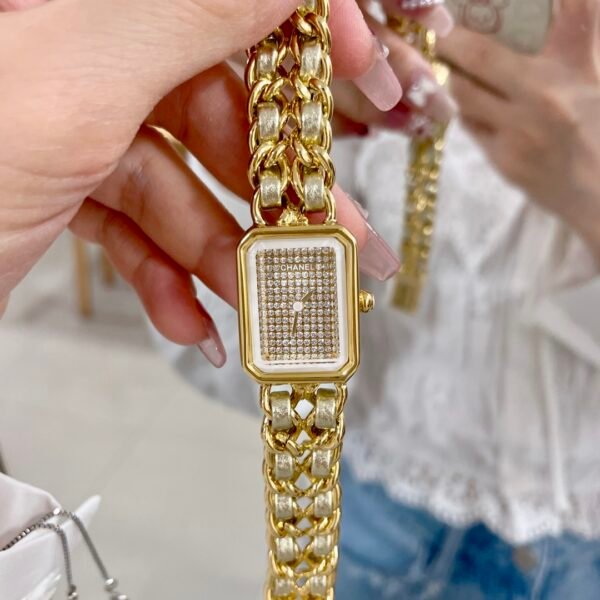 CHANEL - Image 6