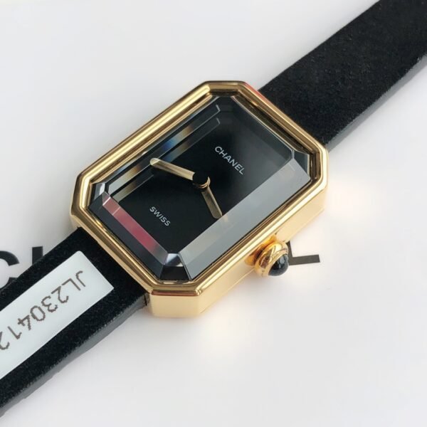 CHANEL - Image 4