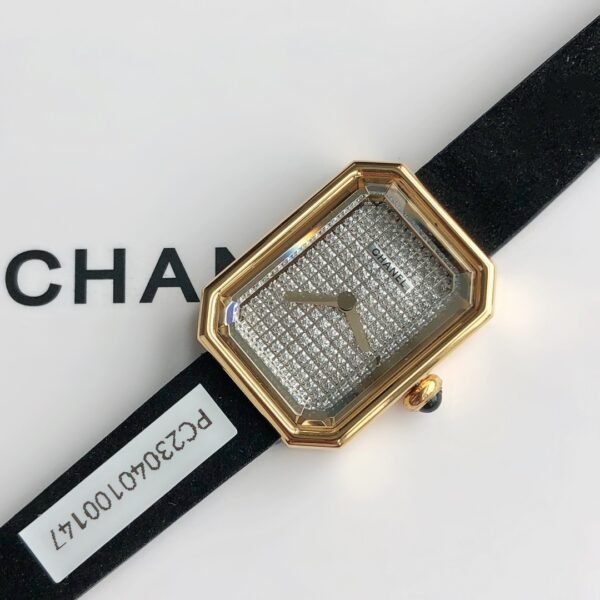 CHANEL - Image 4