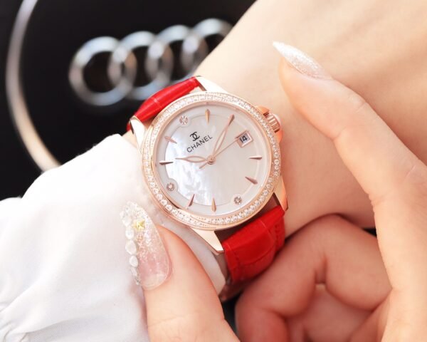 CHANEL - Image 4