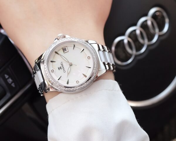 CHANEL - Image 6