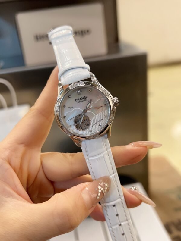 CHANEL - Image 6