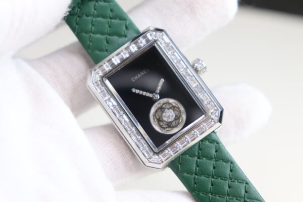 CHANEL - Image 4
