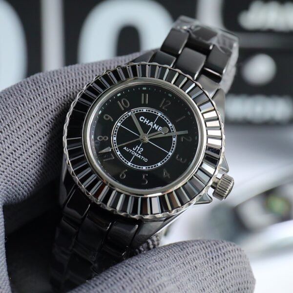 CHANEL - Image 4