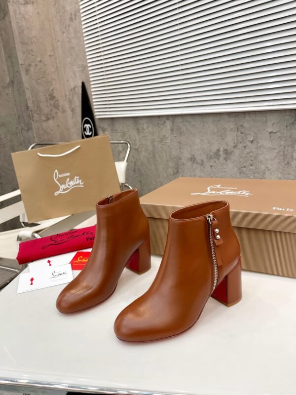 Christian Louboutin - Image 4