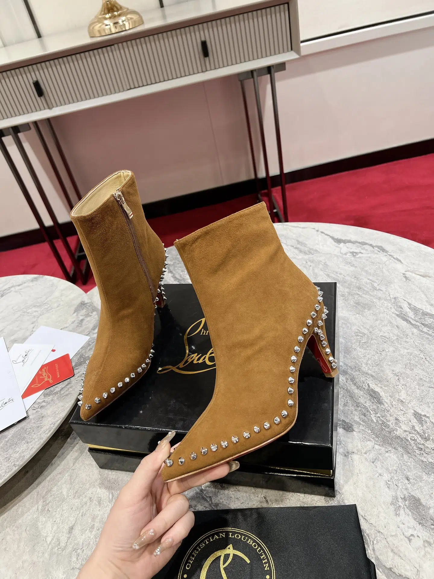 Christian Louboutin - Image 4