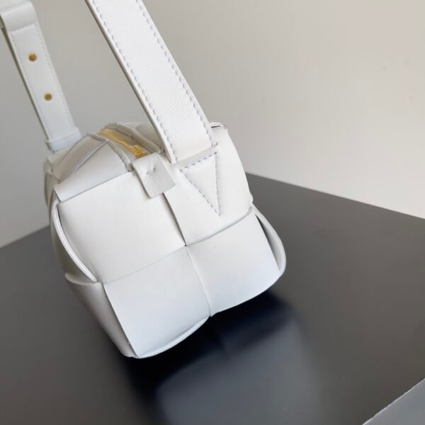 BOTTEGA VENETA - Image 4