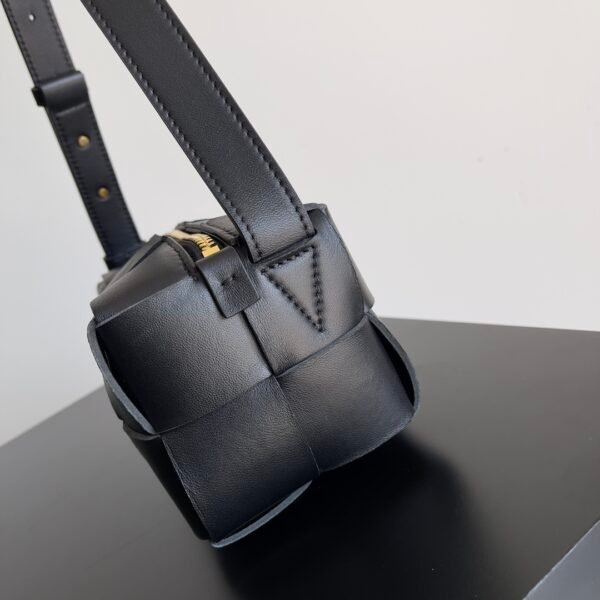 BOTTEGA VENETA - Image 4