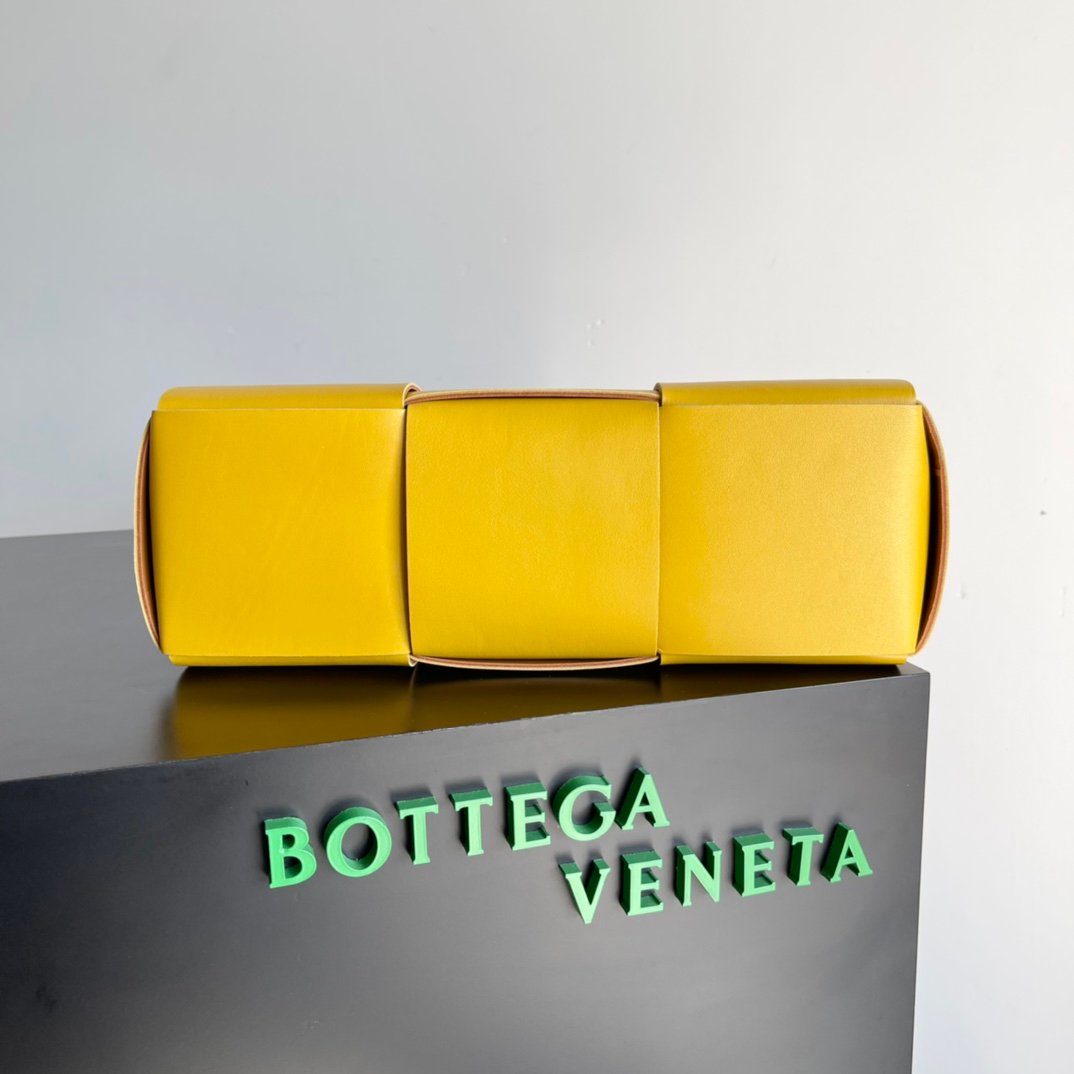 BOTTEGA VENETA - Image 4