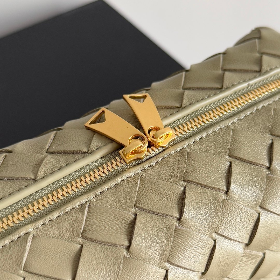 BOTTEGA VENETA - Image 4