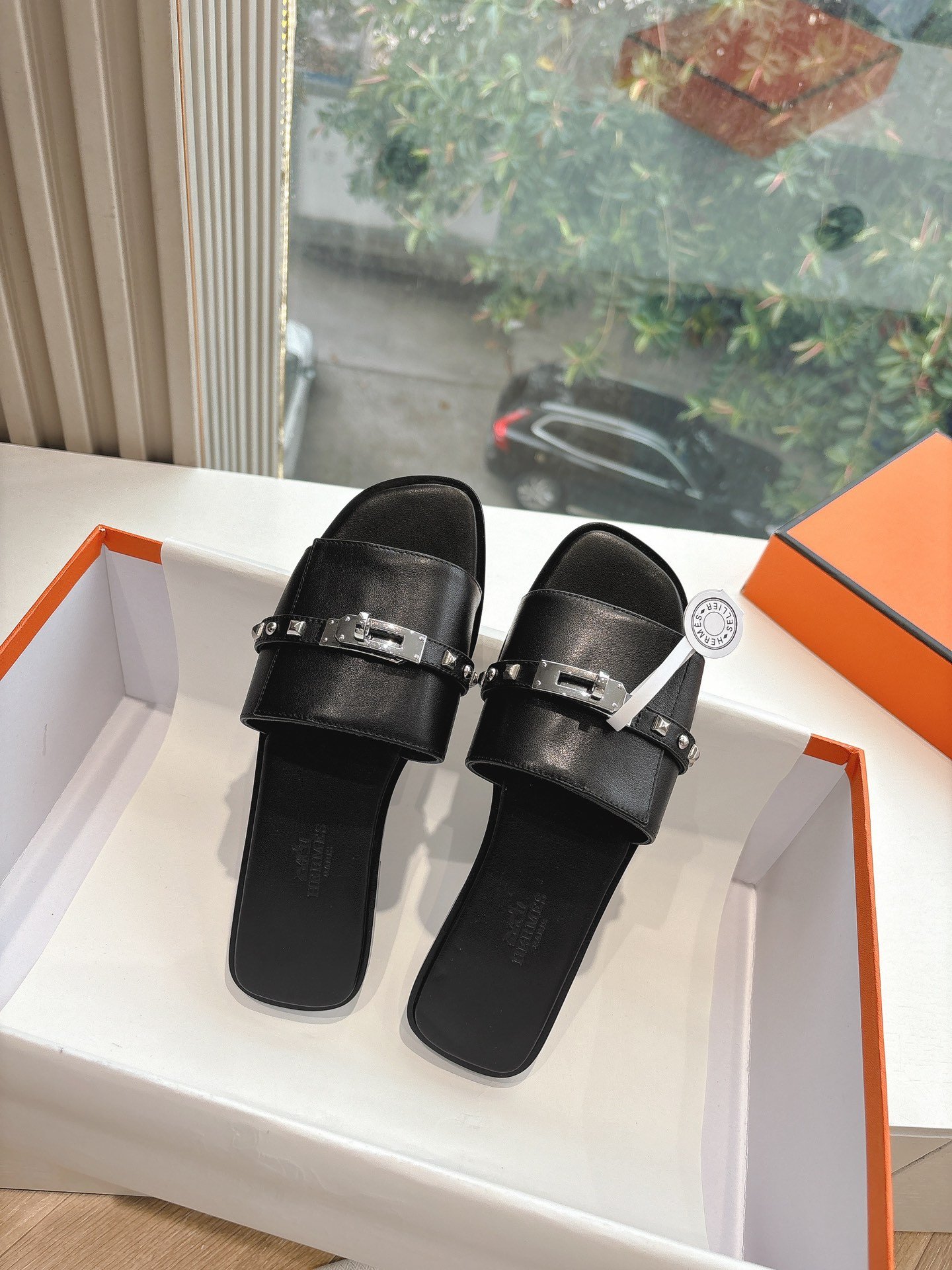 Hermes shoes - Image 5