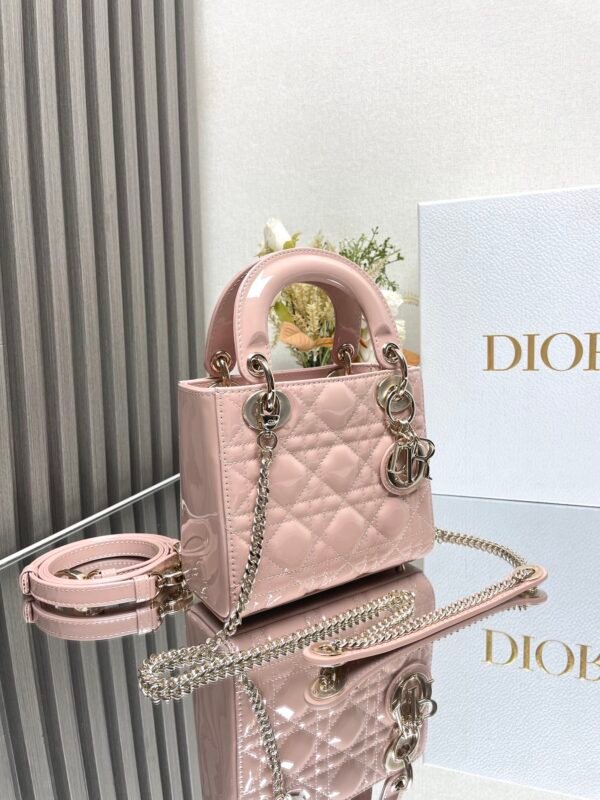 DIOR - Image 4