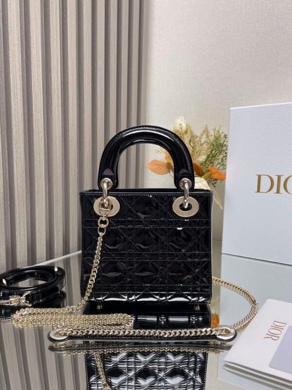 DIOR - Image 4