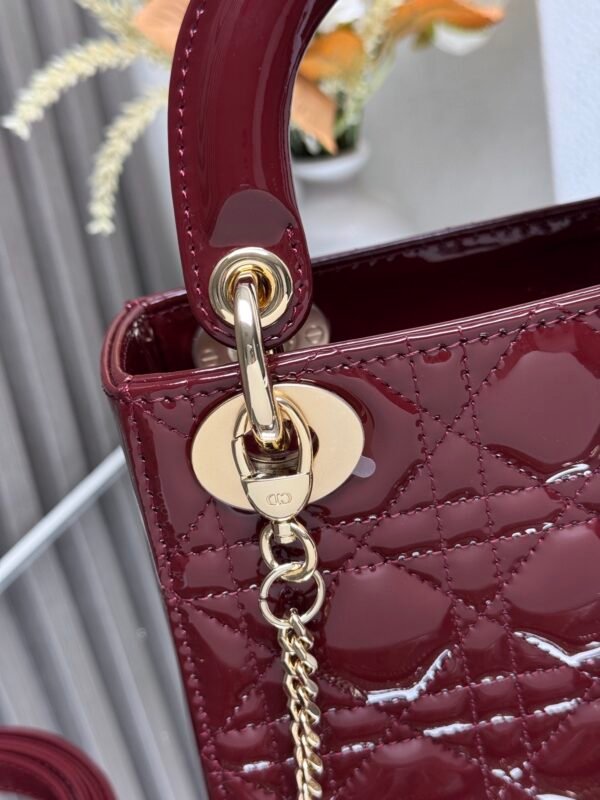 DIOR - Image 4