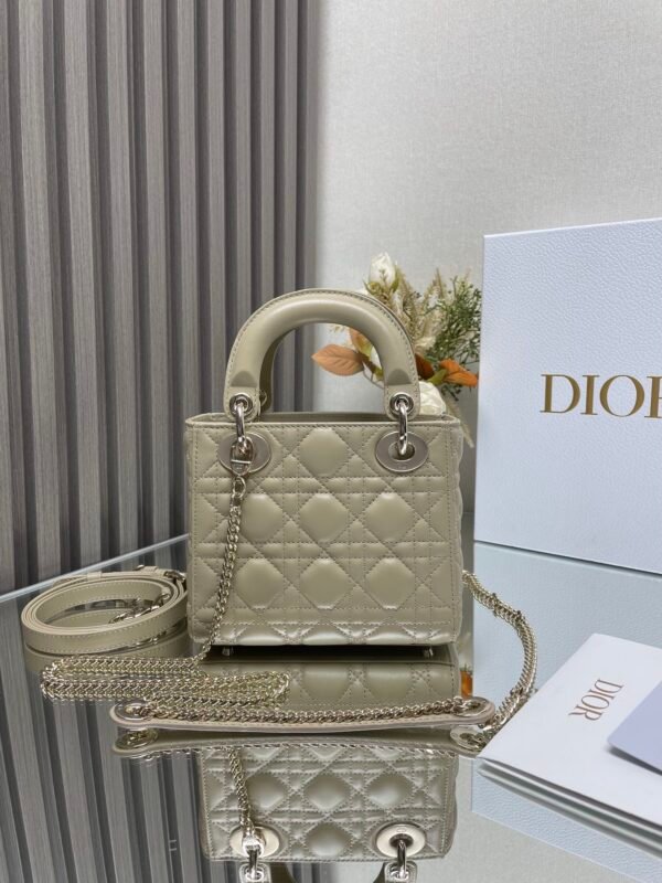DIOR - Image 4