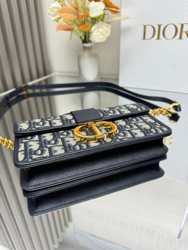 DIOR - Image 4
