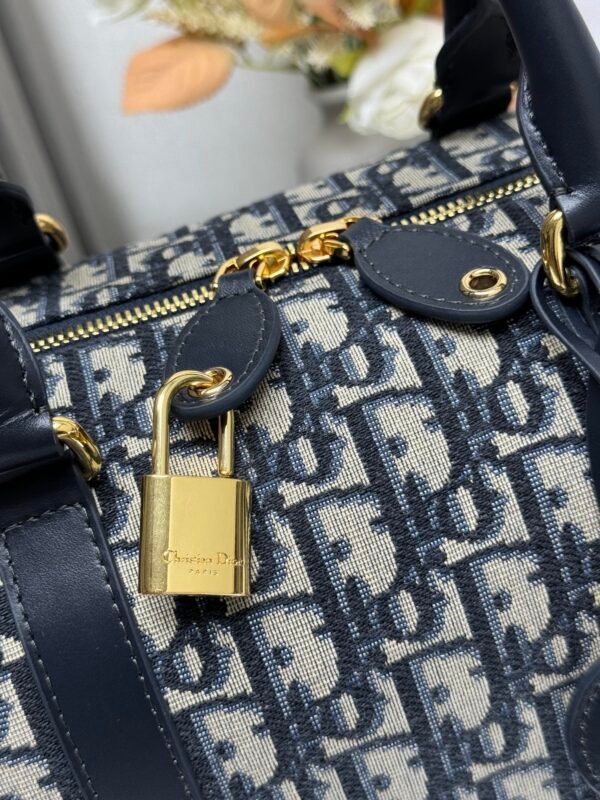 DIOR - Image 4