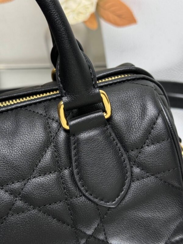 DIOR - Image 4