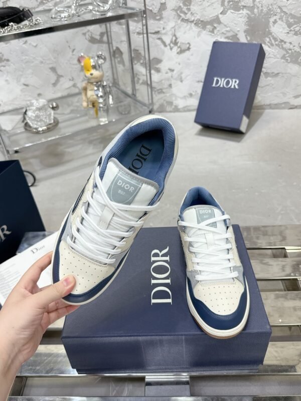 Dior women - Image 6