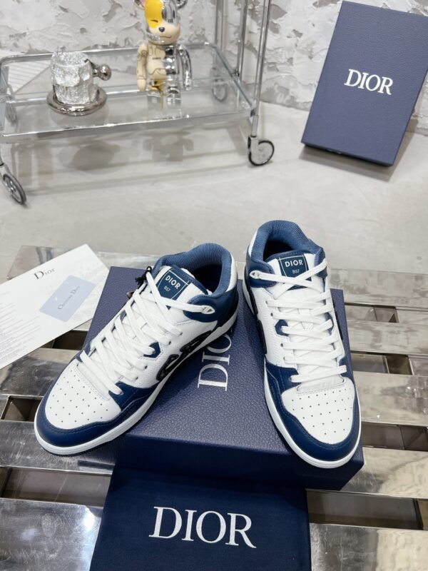 Dior women - Image 6