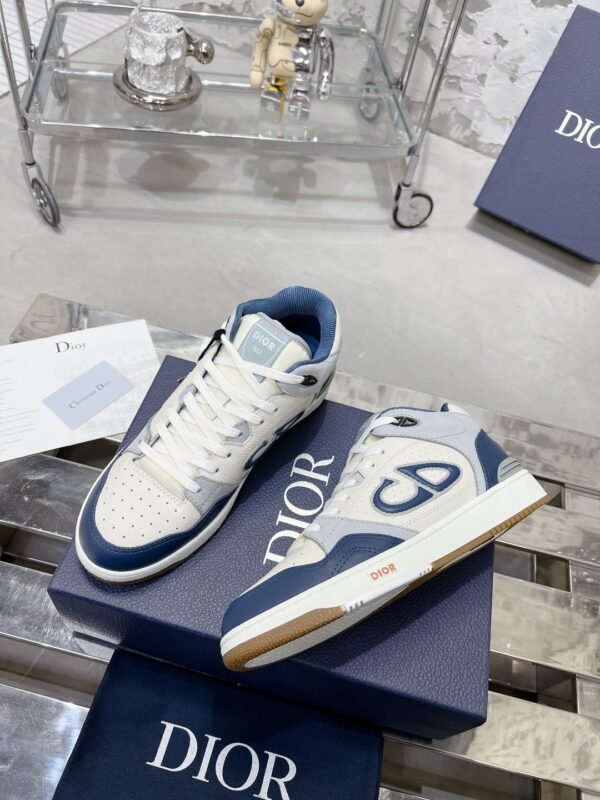 Dior women - Image 6