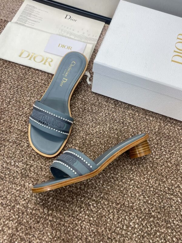 Dior women - Image 4