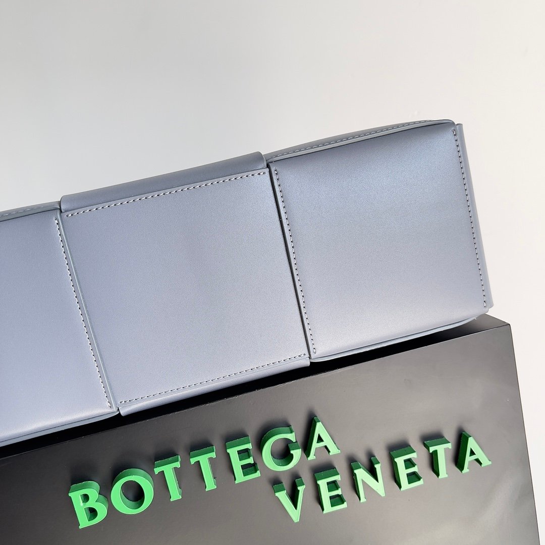 BOTTEGA VENETA - Image 4