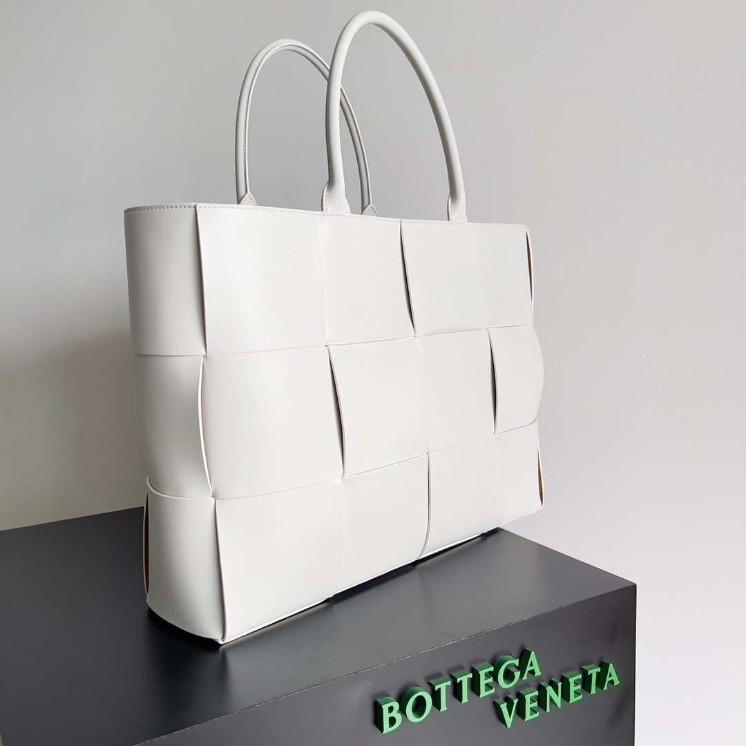 BOTTEGA VENETA - Image 4