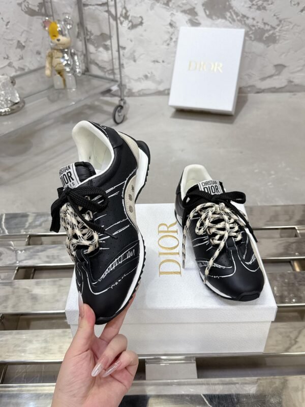 Dior women - Image 4