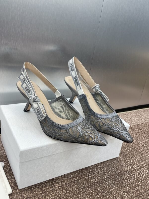 Dior women - Image 4