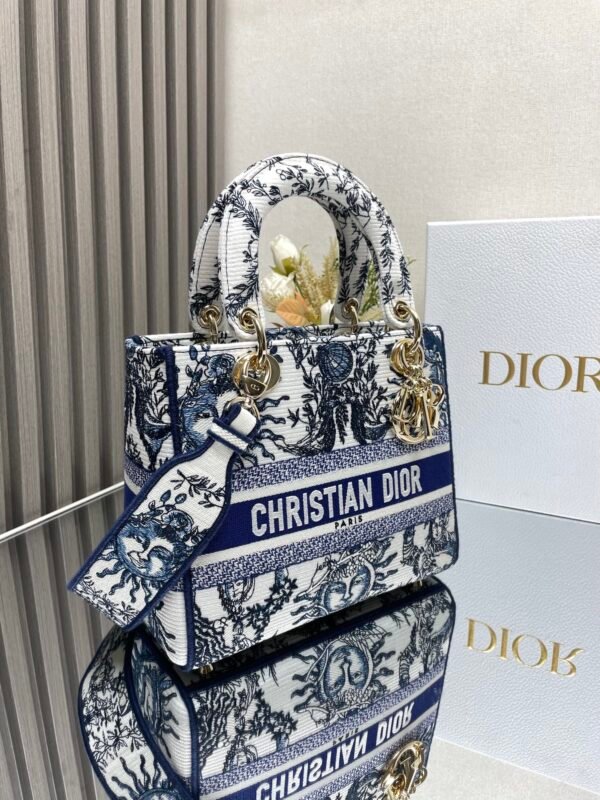 DIOR - Image 4