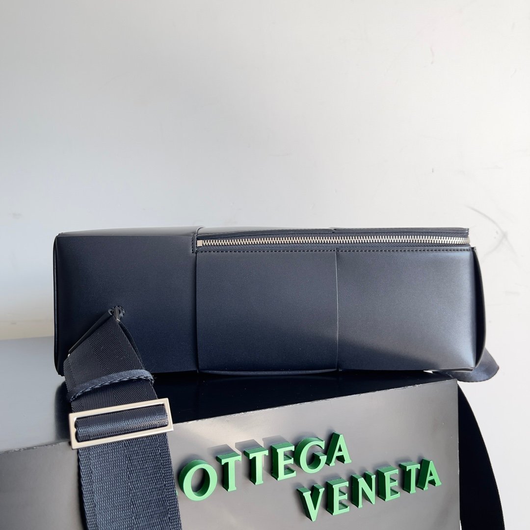 BOTTEGA VENETA - Image 4