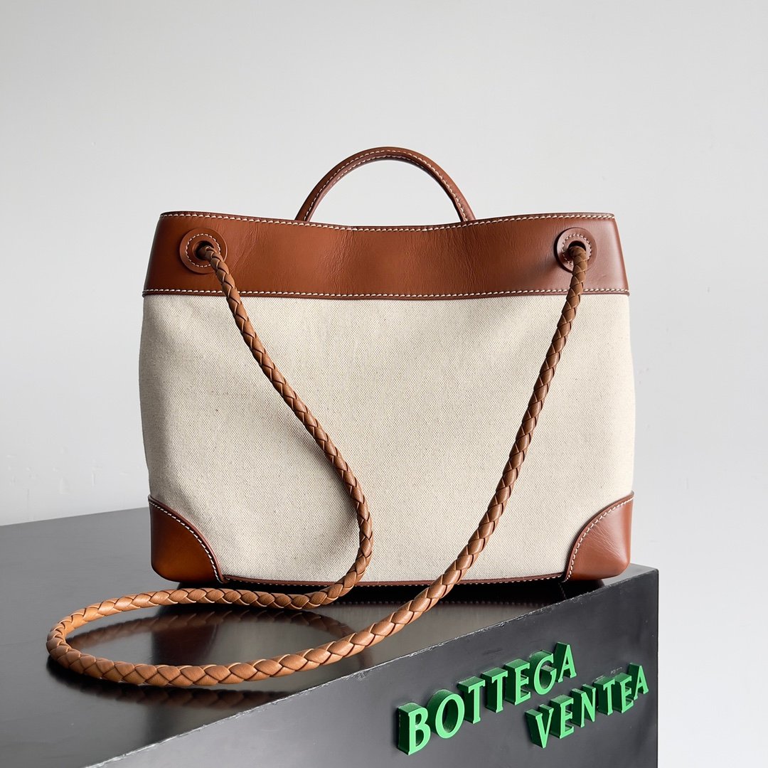 BOTTEGA VENETA - Image 4