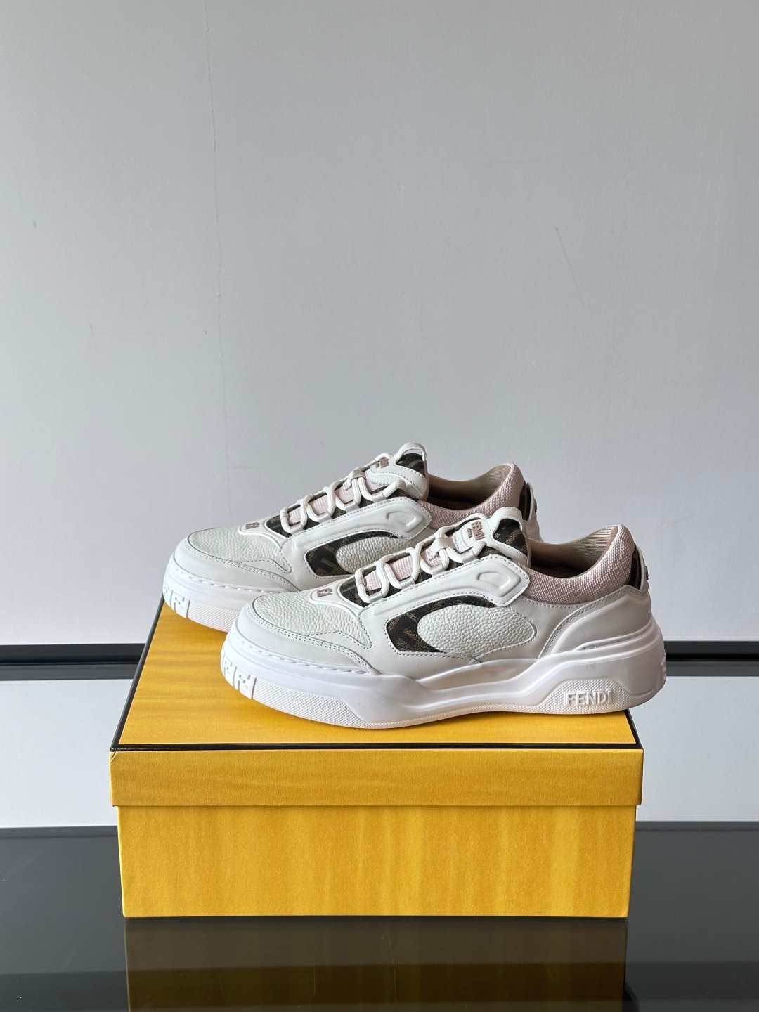FENDI Man - Image 4