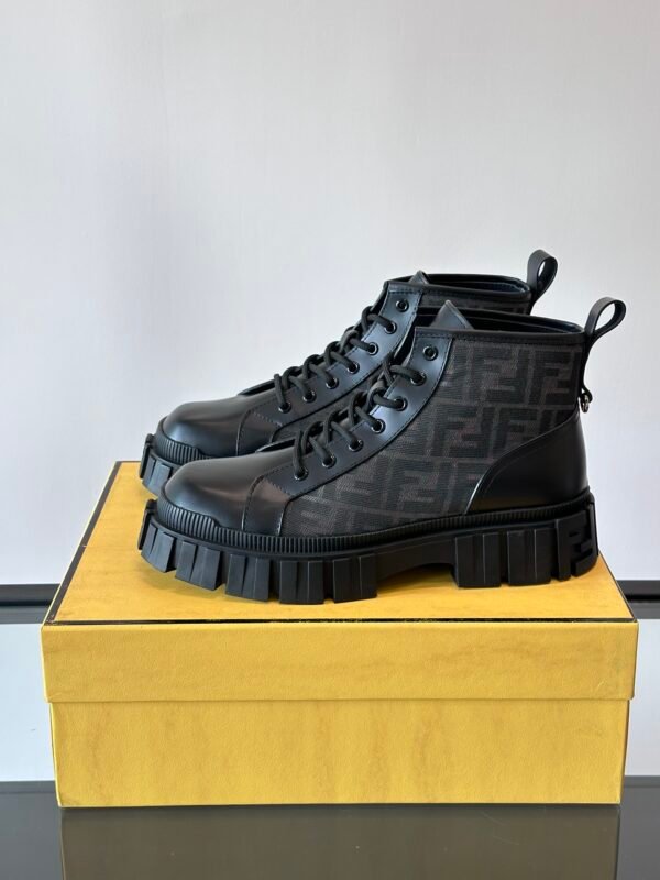 FENDI Man - Image 4