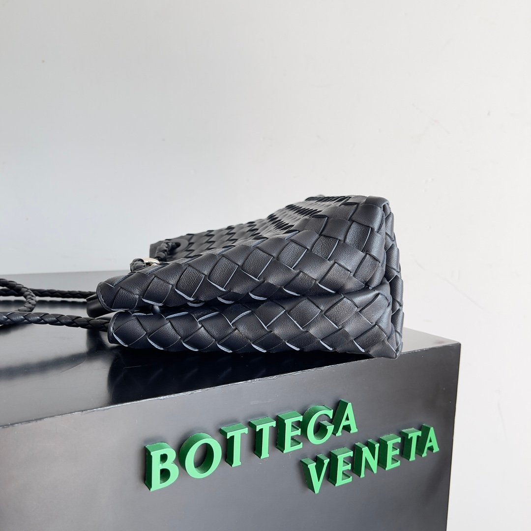 BOTTEGA VENETA - Image 2