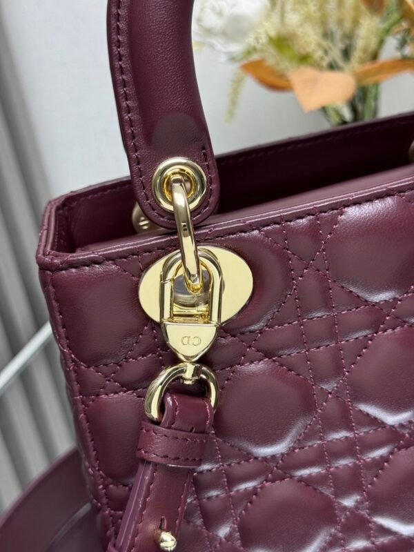 DIOR - Image 4