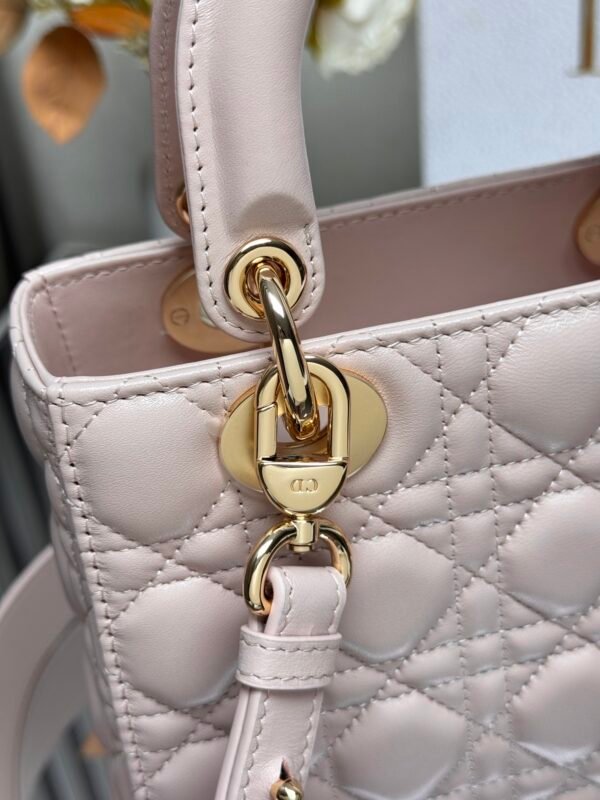 DIOR - Image 4