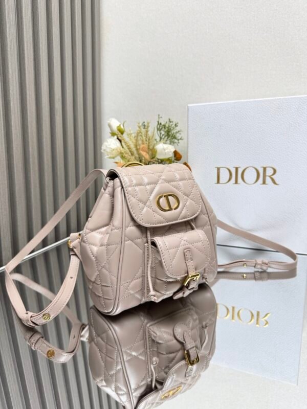 DIOR - Image 4