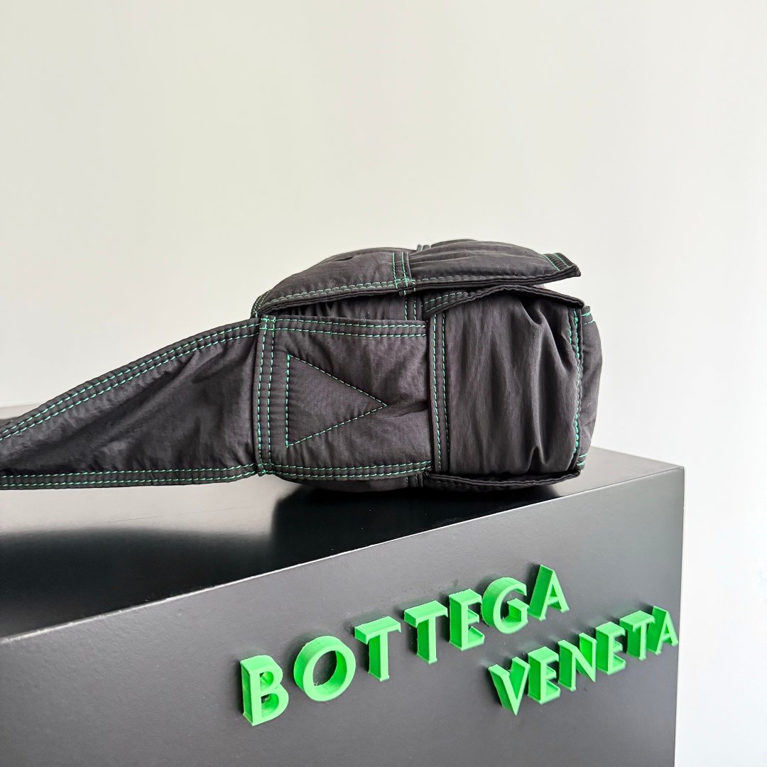 BOTTEGA VENETA - Image 4