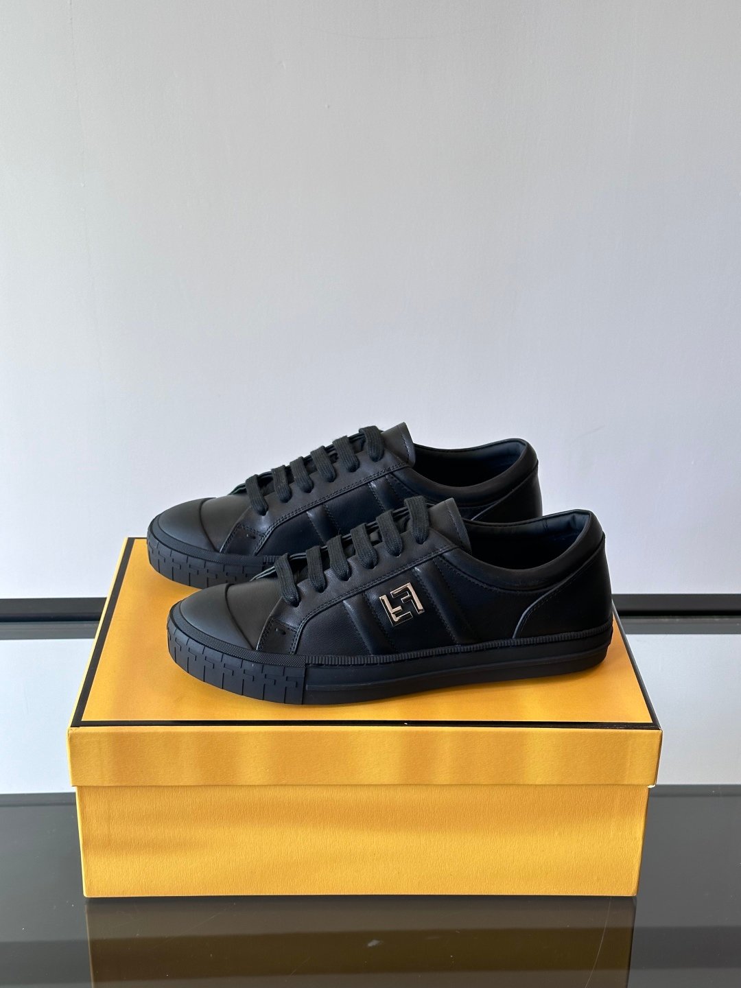 FENDI Man - Image 4