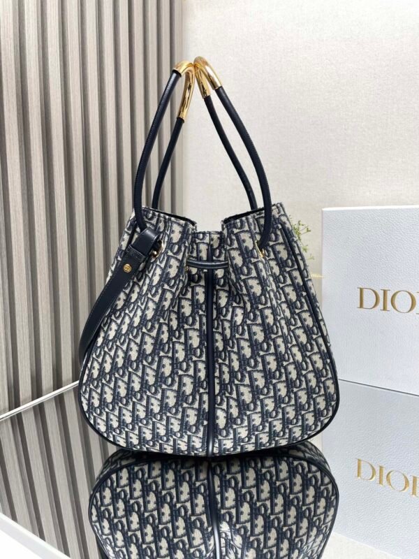 DIOR - Image 4