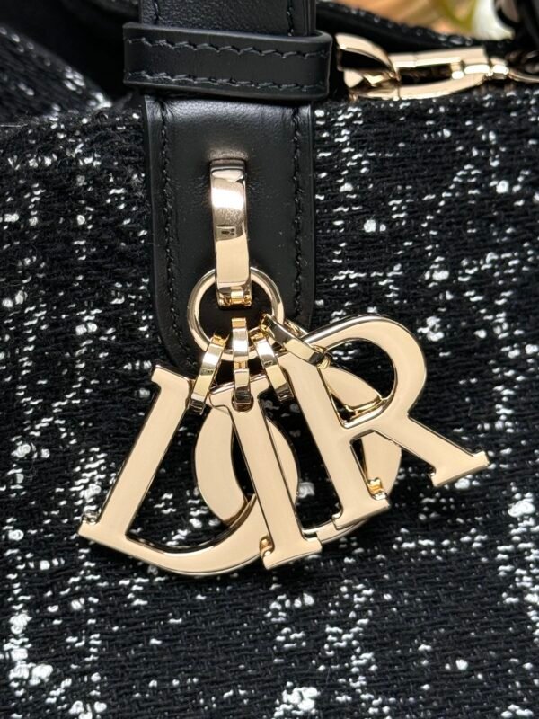 DIOR - Image 4