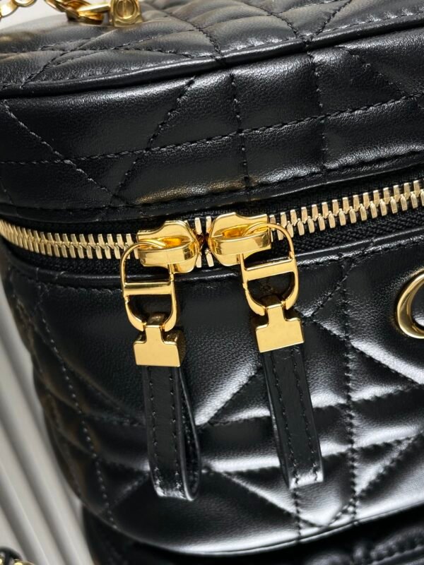 DIOR - Image 4