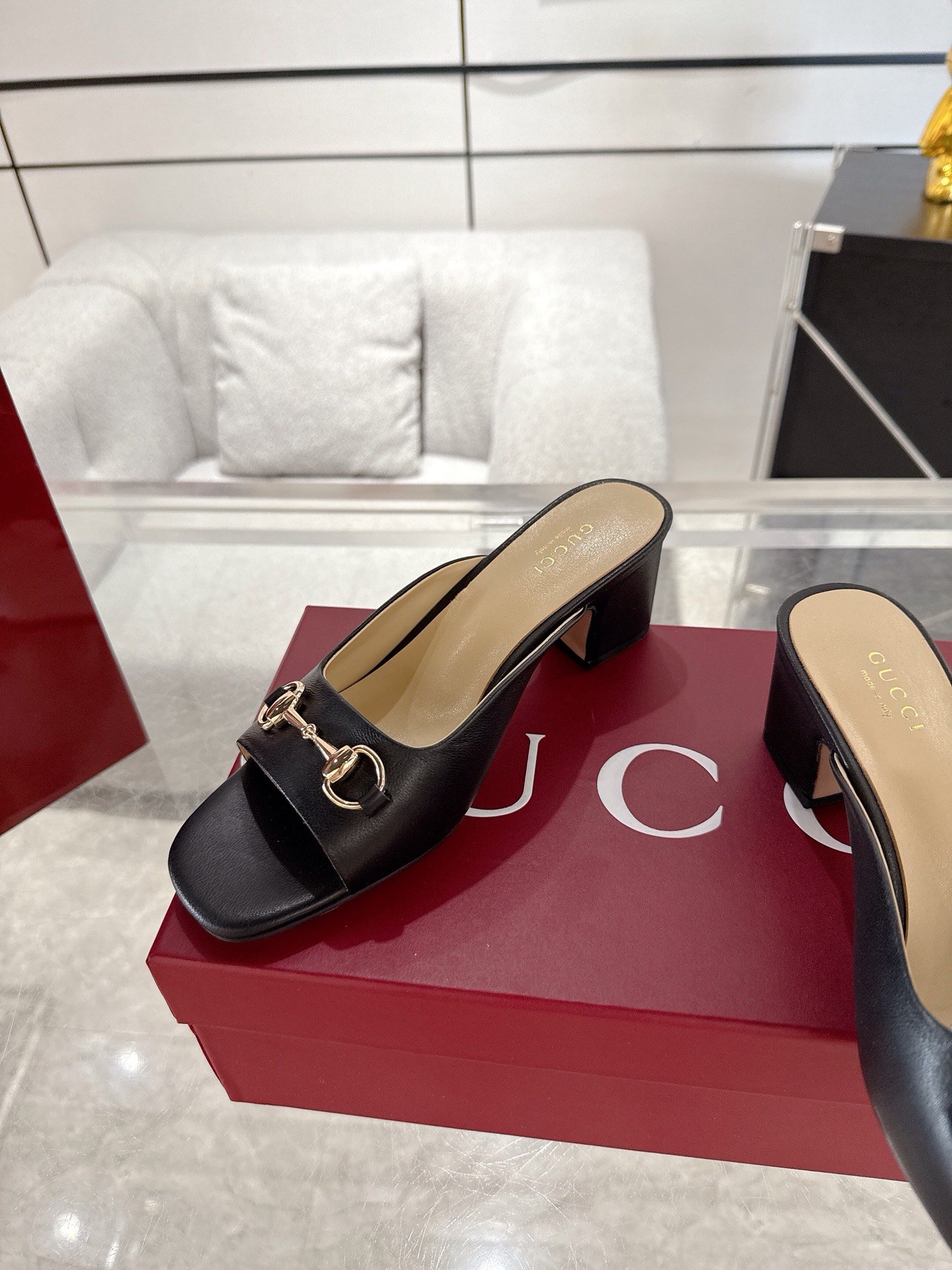 CUCCI WOMEN - Image 4