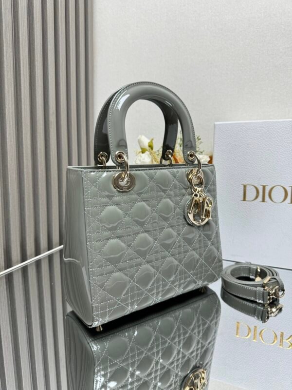 DIOR - Image 4