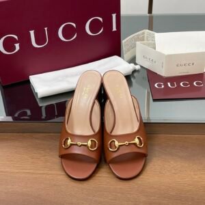 CUCCI  WOMEN